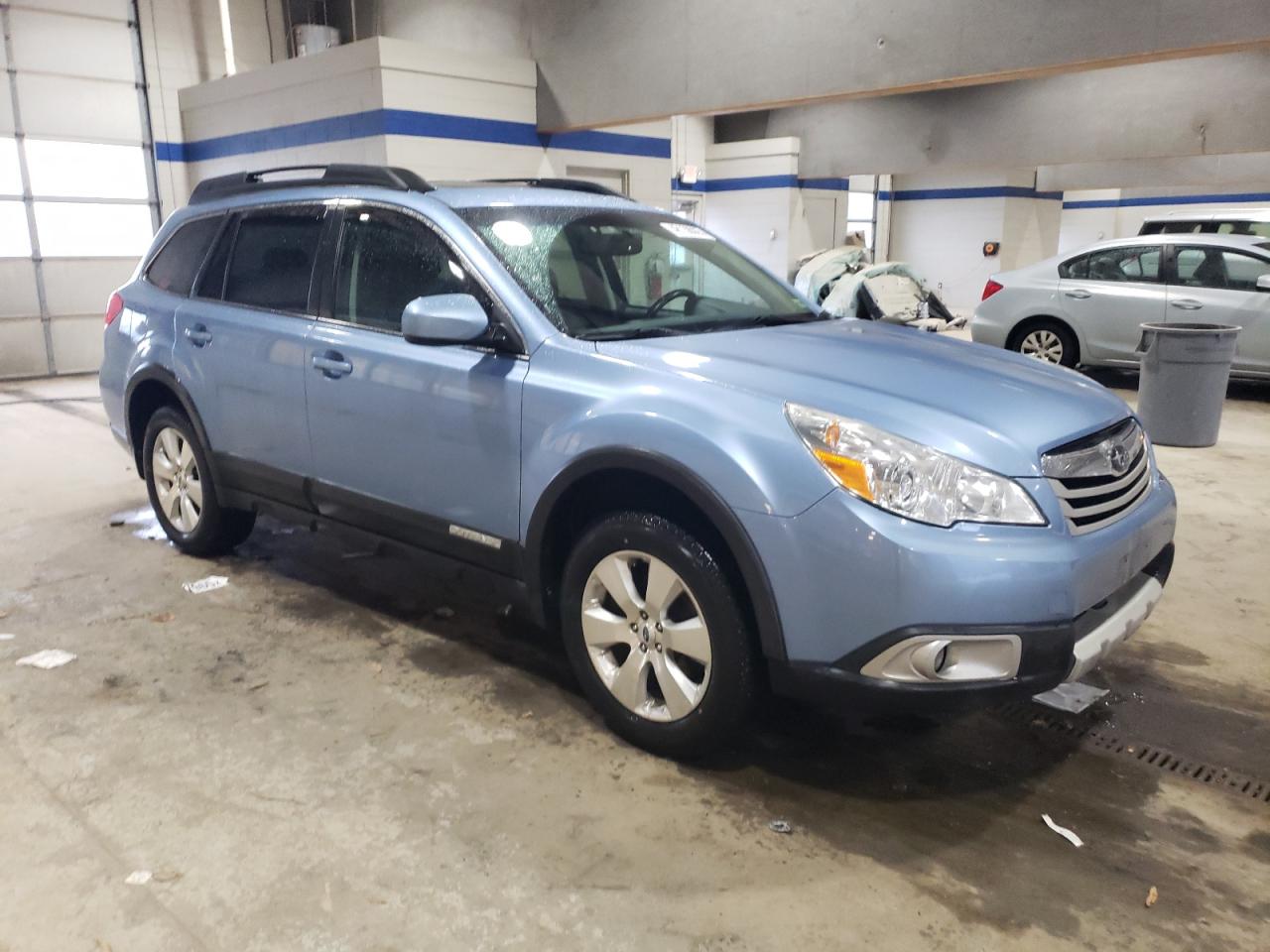 2012 Subaru Outback - Image 4