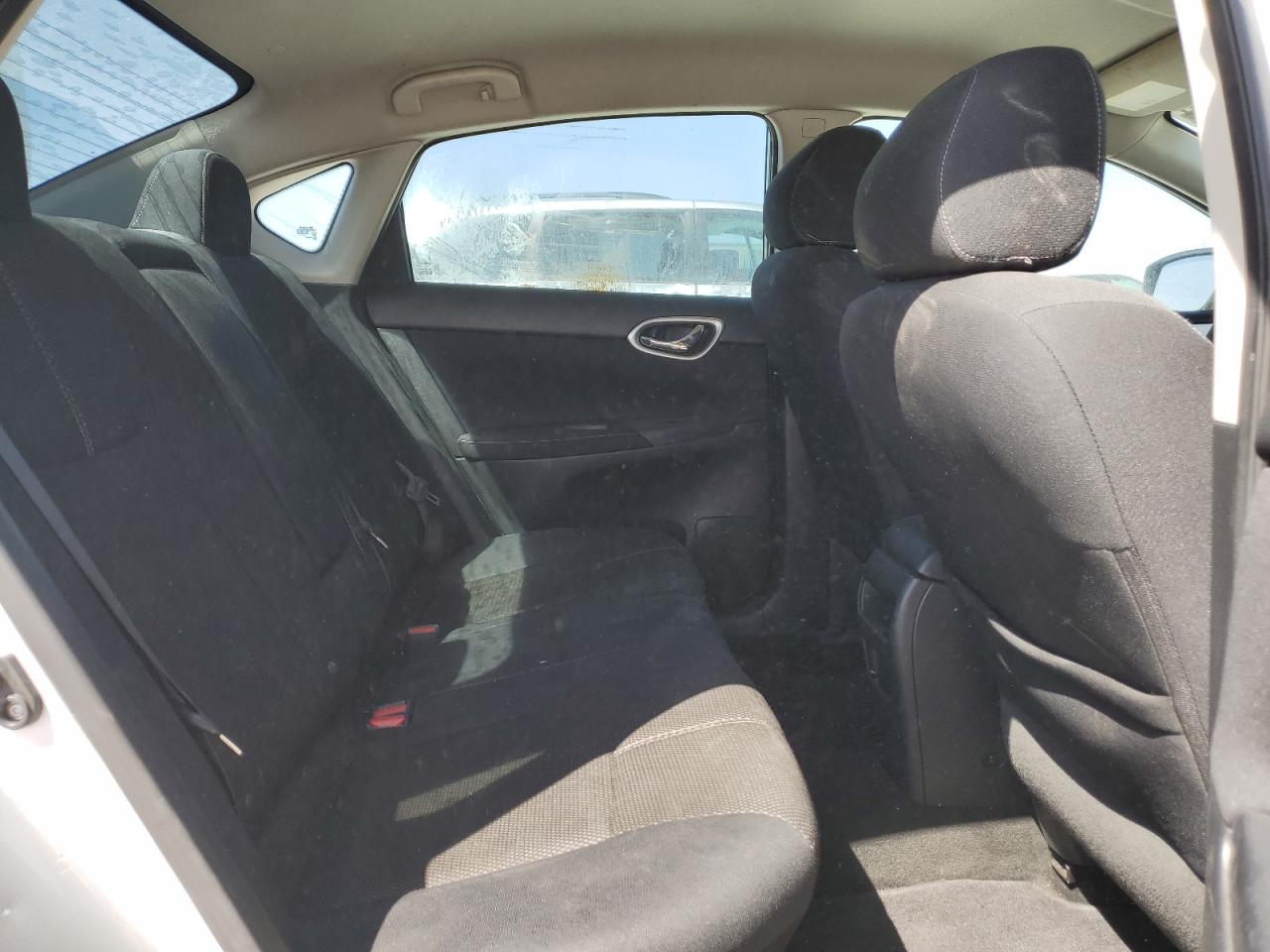 2014 Nissan Sentra - Image 10