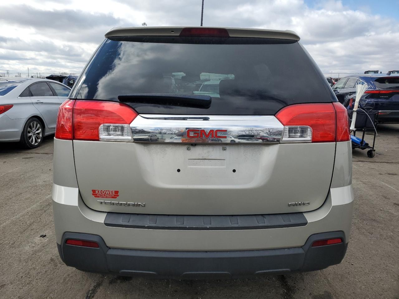 2015 GMC Terrain - Image 6