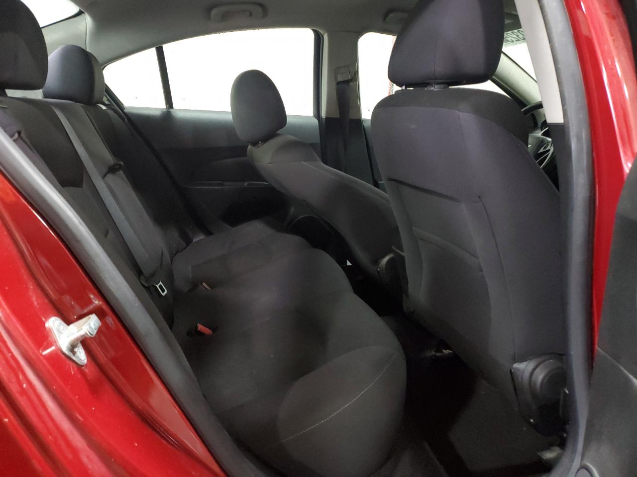 2012 Chevrolet Cruze - Image 10