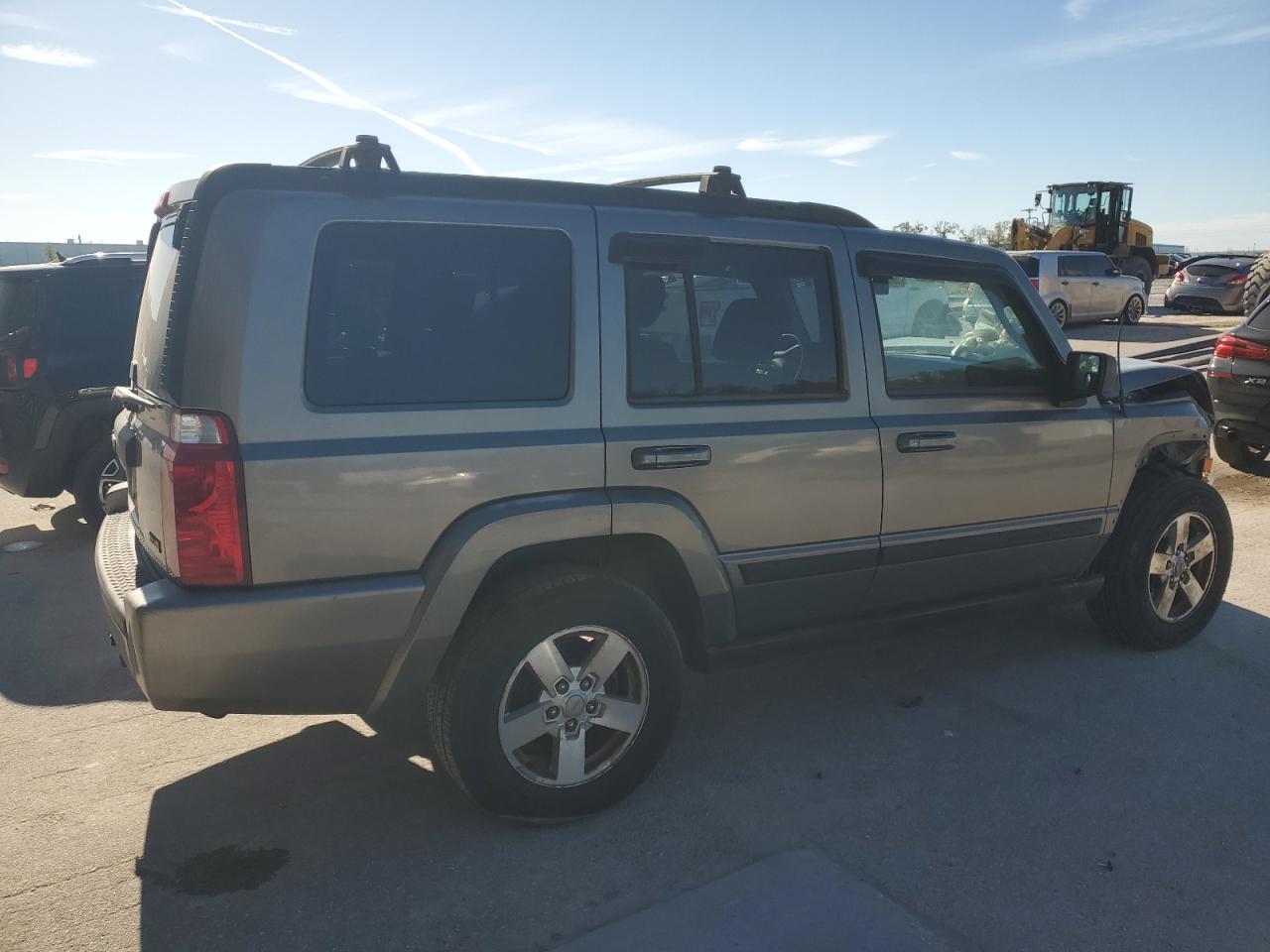 2007 Jeep Commander - Image 3