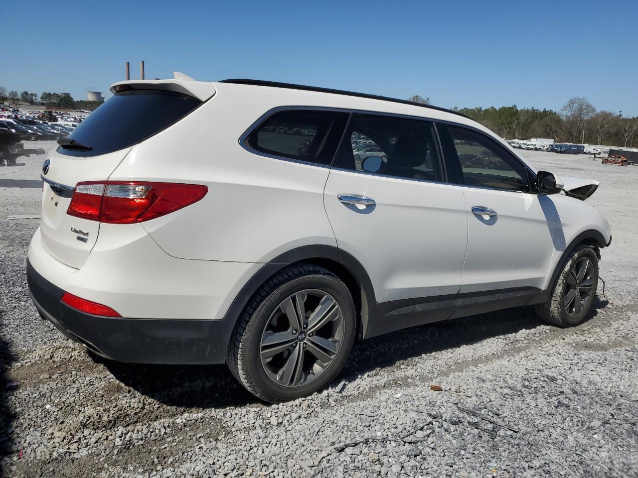 2013 Hyundai Santa Fe - Image 3