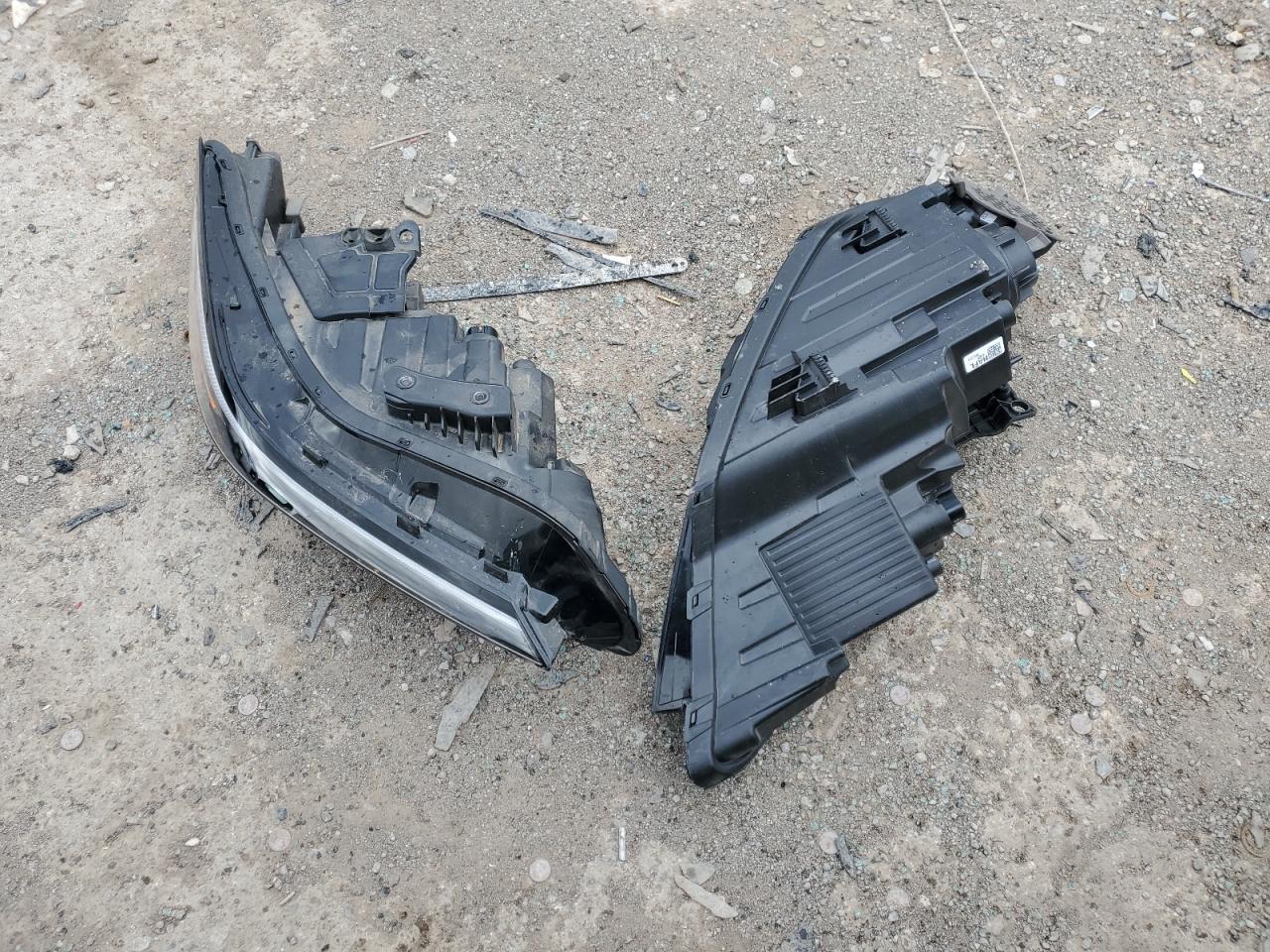 2024 Hyundai Elantra - Image 12