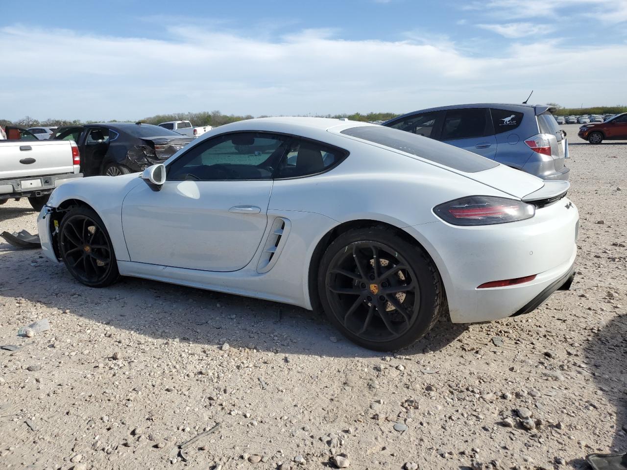 2024 Porsche Cayman - Image 2
