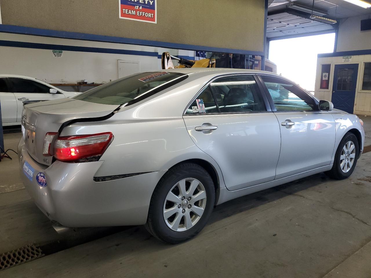 2009 Toyota Camry - Image 3