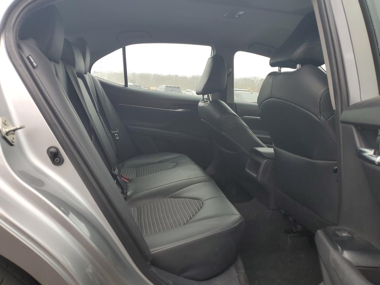 2020 Toyota Camry - Image 10