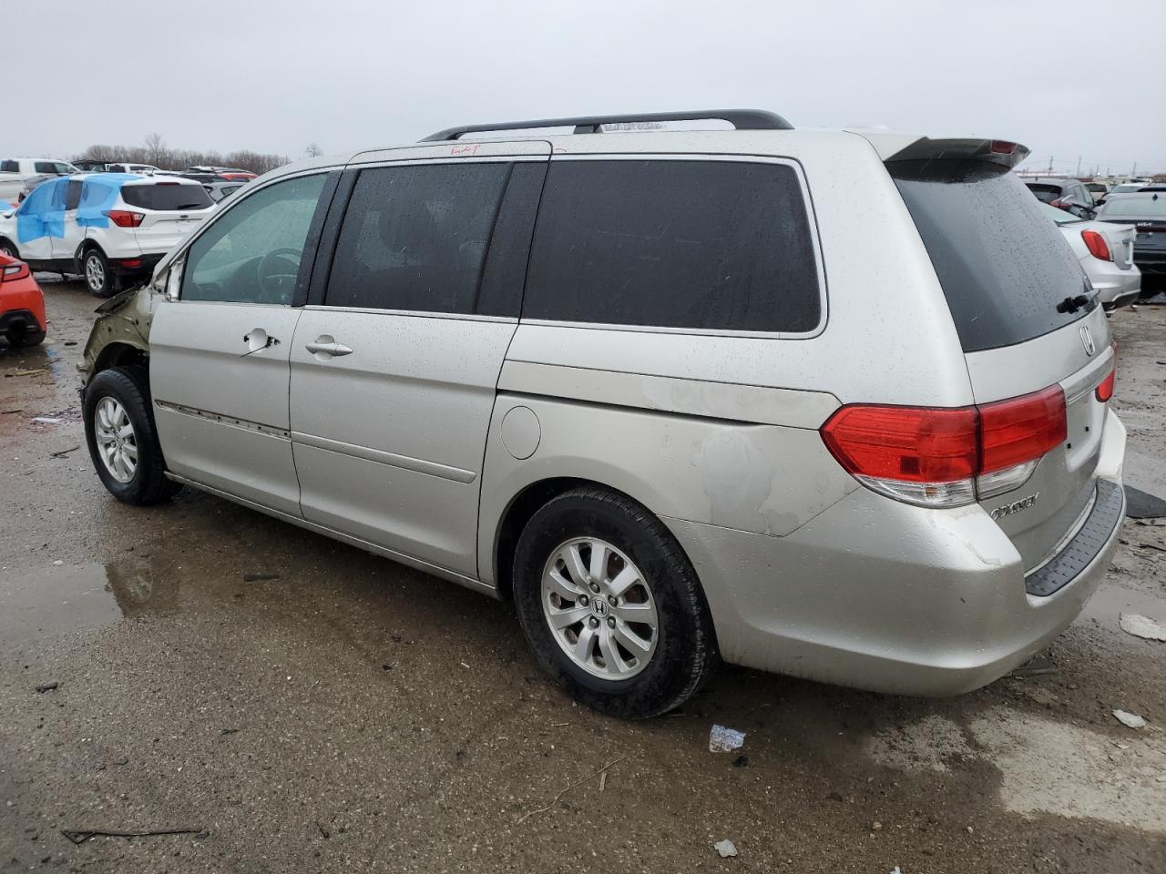 2008 Honda Odyssey - Image 2