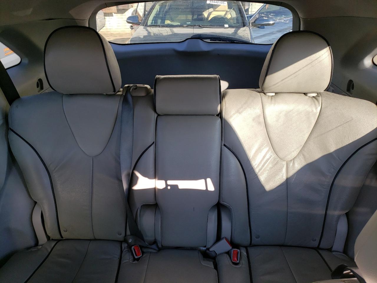 2014 Toyota Venza - Image 10