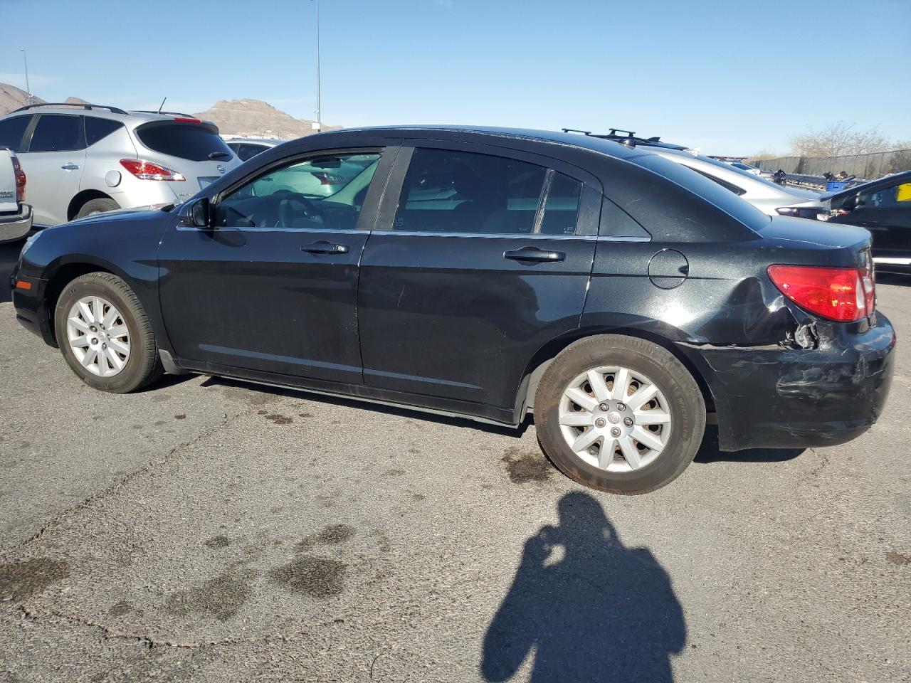 2008 Chrysler Sebring - Image 2