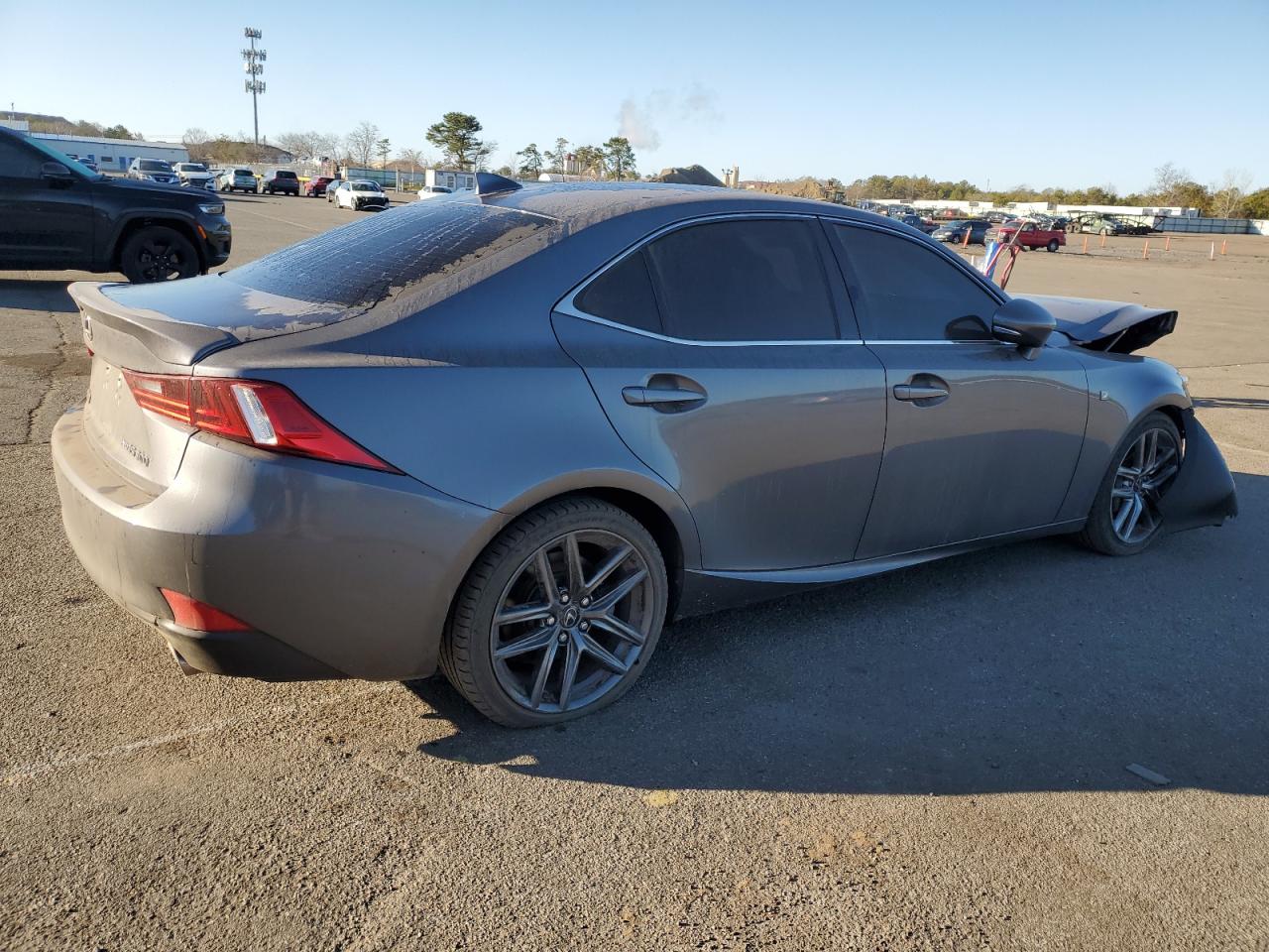 2016 Lexus IS - Image 3