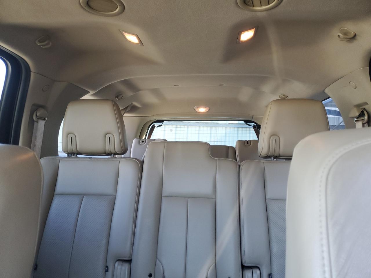 2014 Ford Expedition - Image 10