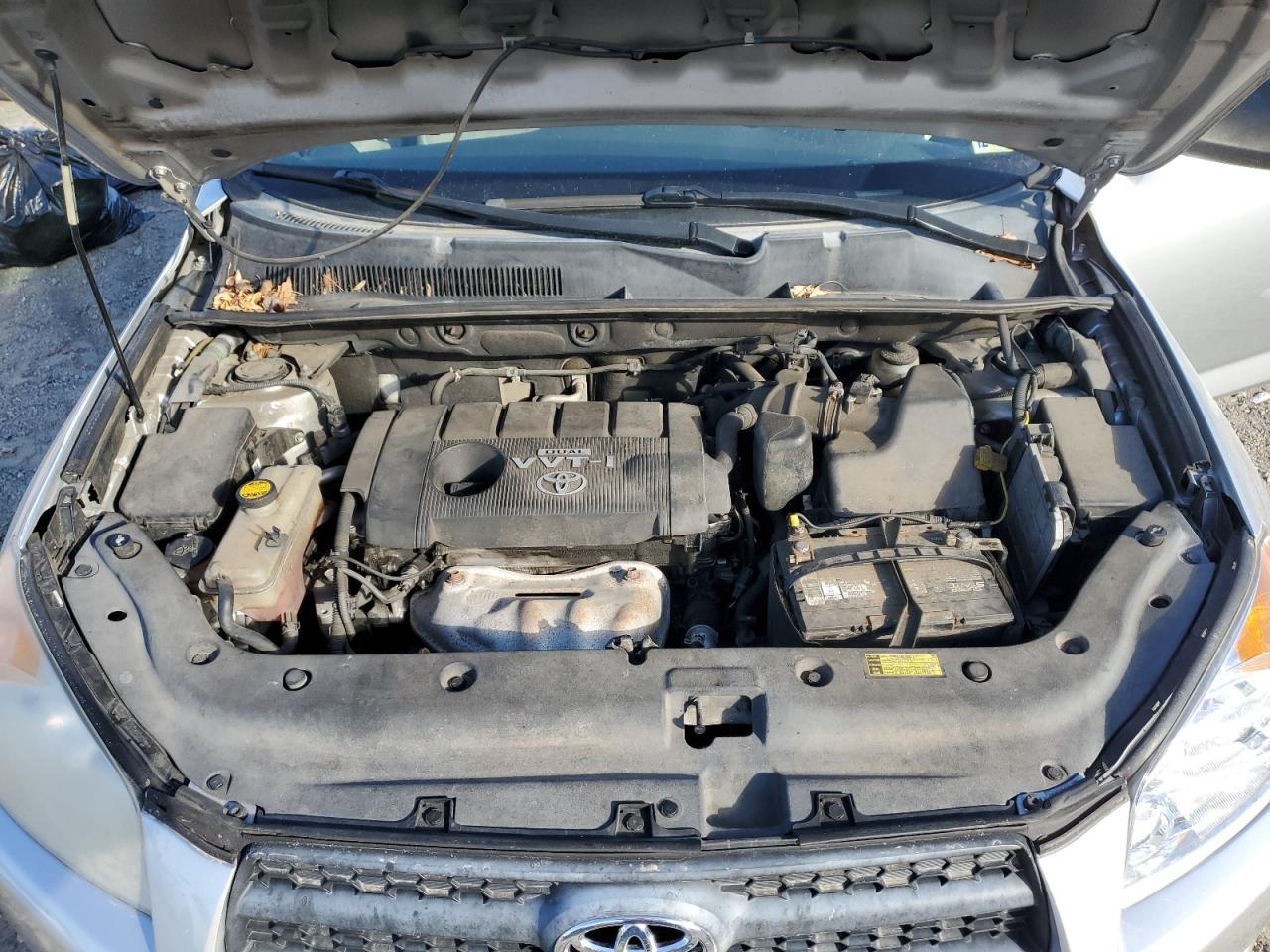 2010 Toyota RAV 4 - Image 12