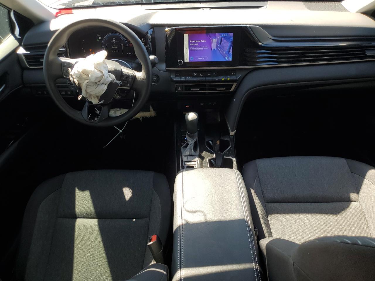 2025 Toyota Camry - Image 8