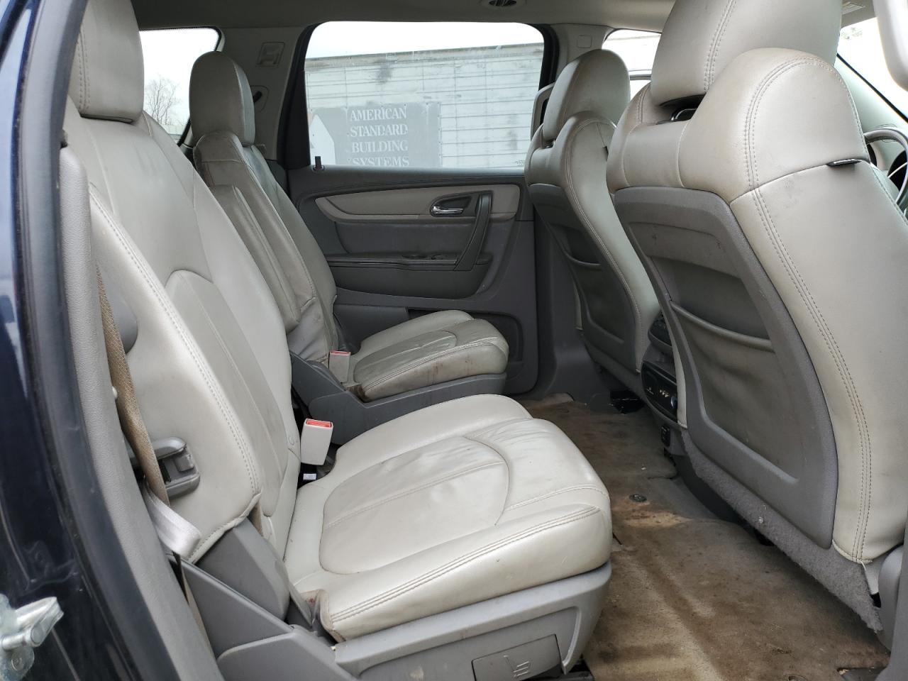 2015 Chevrolet Traverse - Image 11