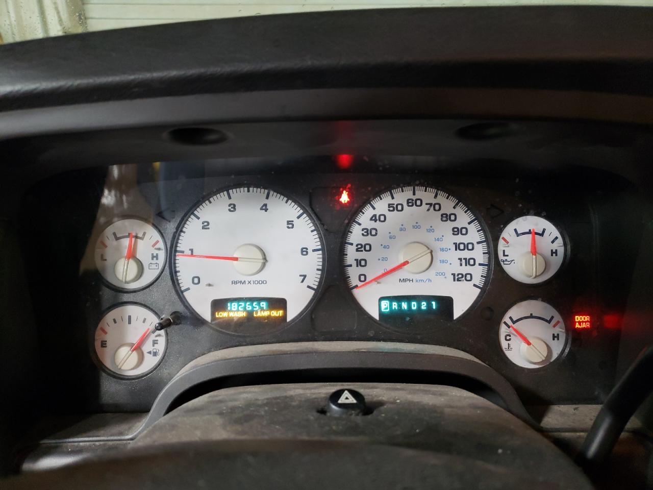2005 Dodge RAM - Image 9