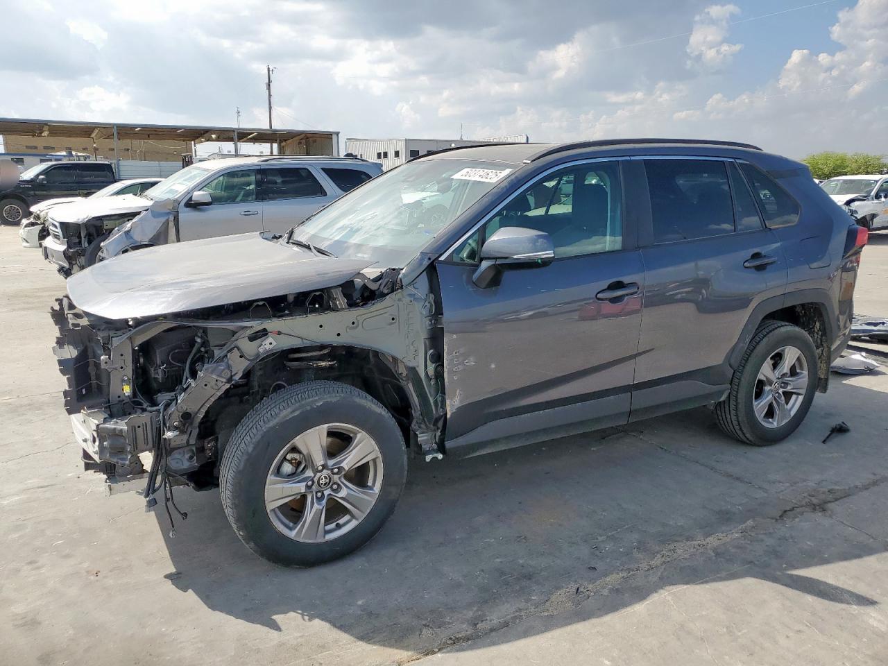 2T3W1RFV2RC277693 TOYOTA RAV4 2024