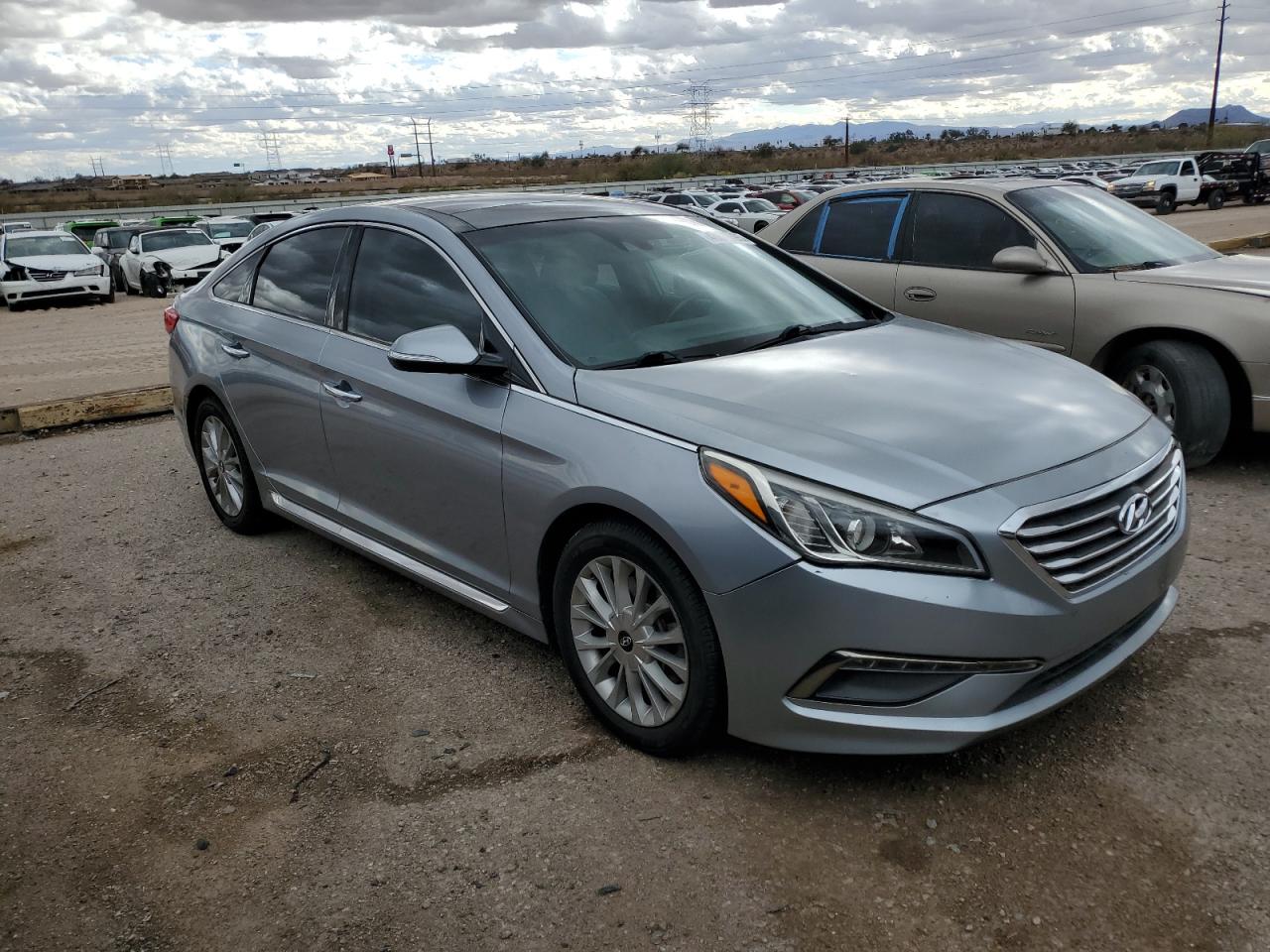 2015 Hyundai Sonata - Image 4
