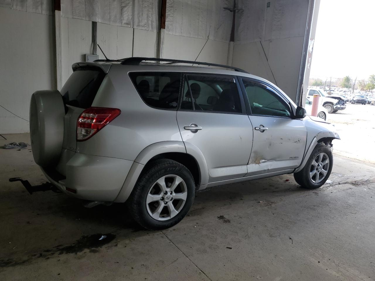 2012 Toyota RAV 4 - Image 3