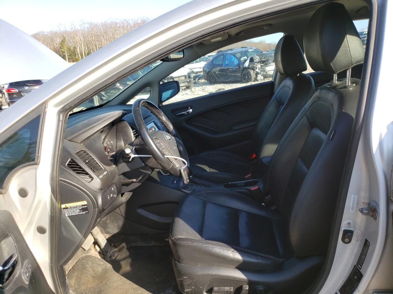 2015 Kia Forte - Image 7