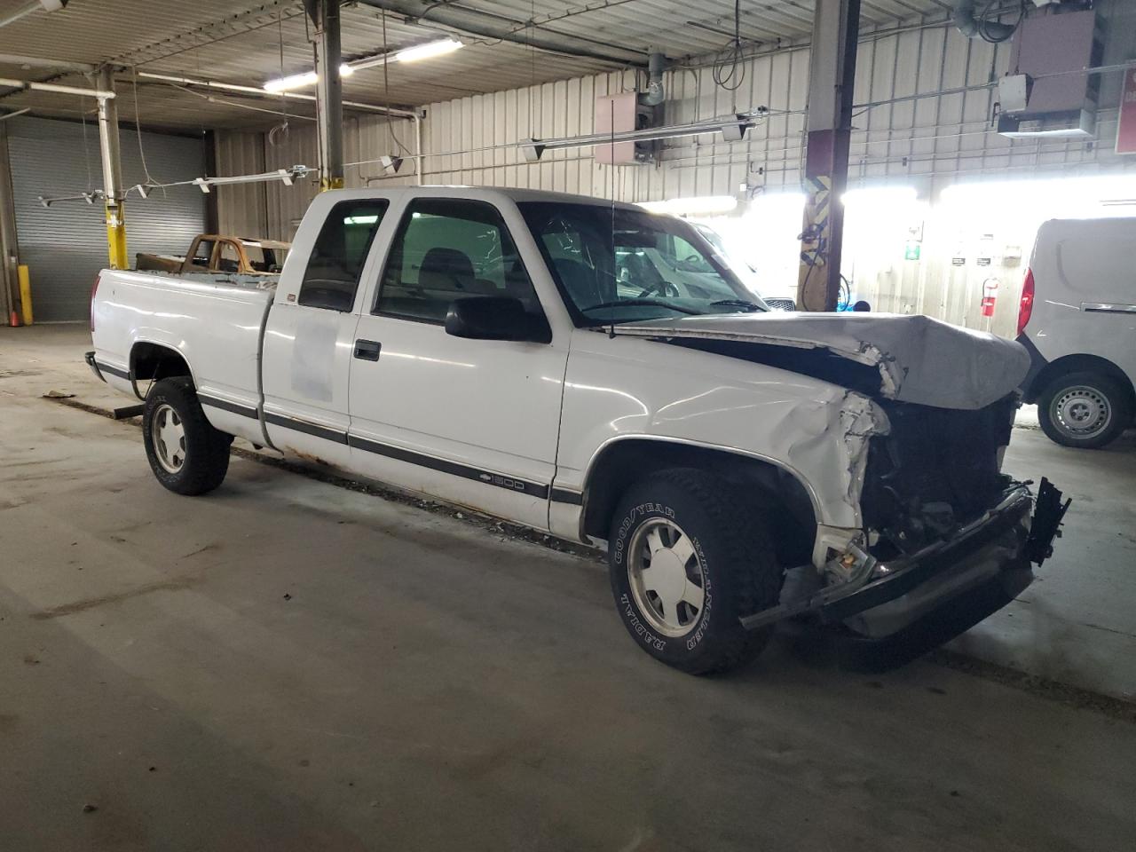 1998 Chevrolet Silverado - Image 4