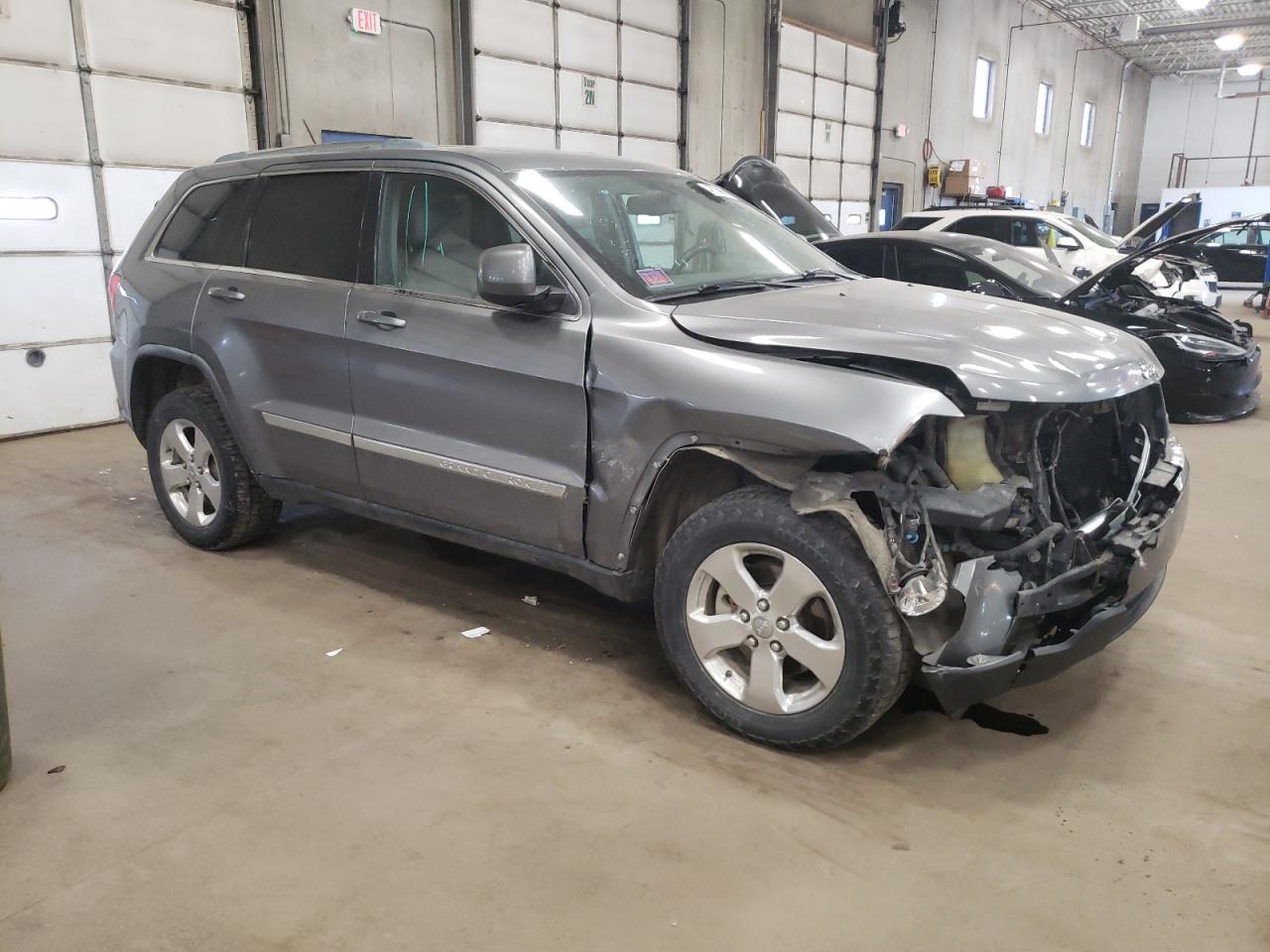 2012 Jeep Grand Cherokee - Image 4