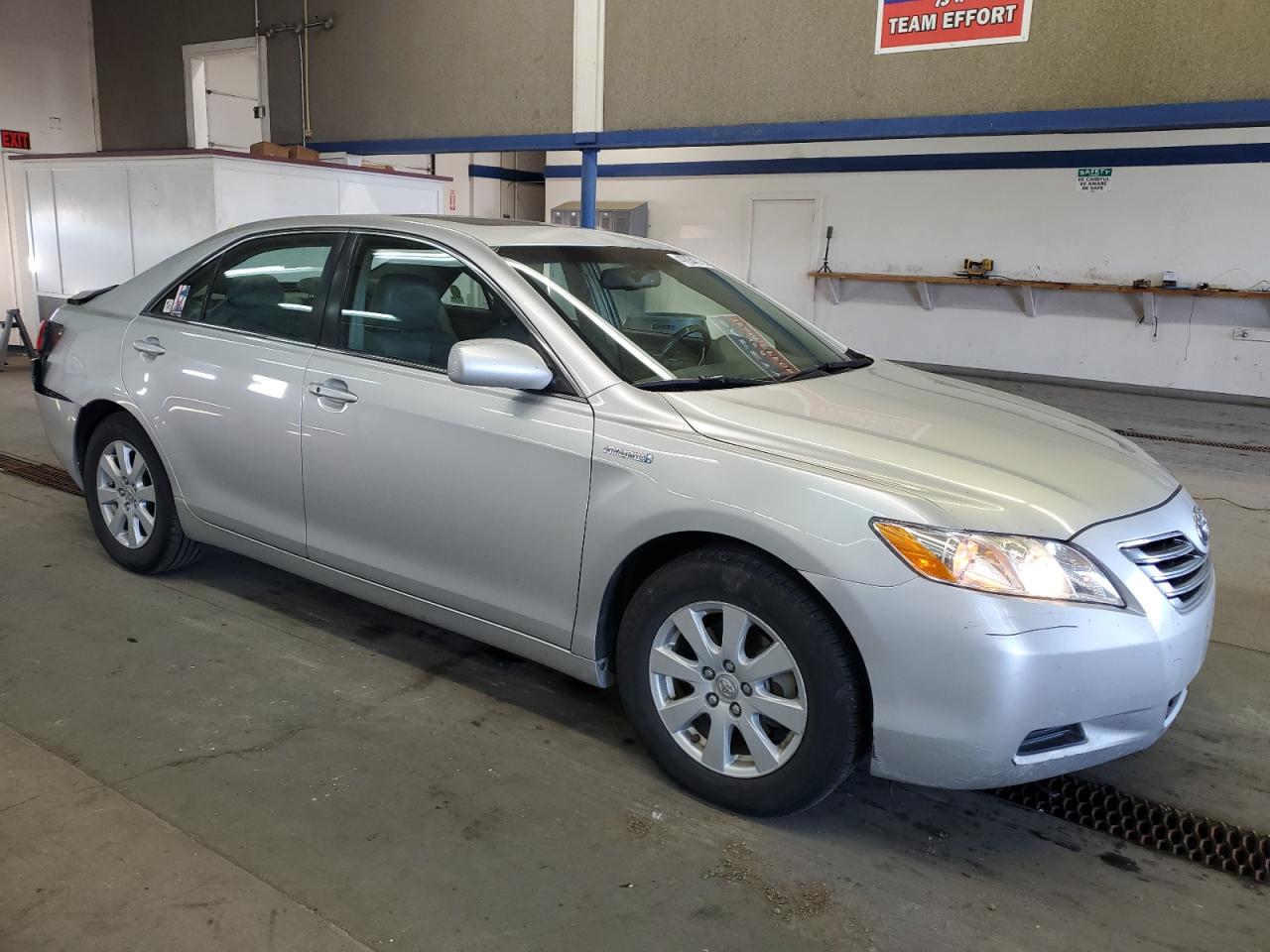 2009 Toyota Camry - Image 4
