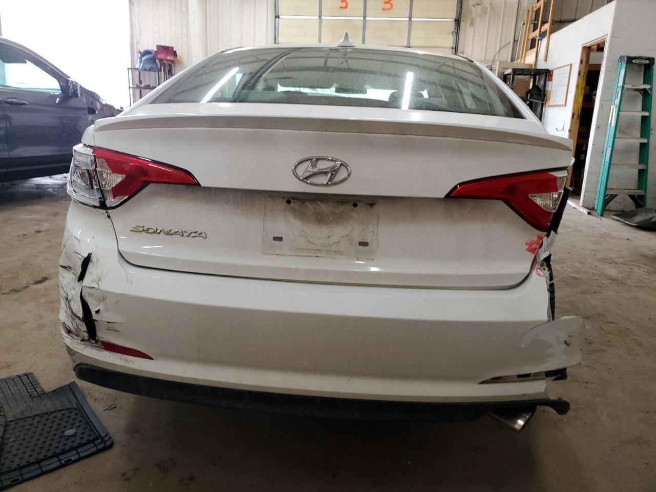 2017 Hyundai Sonata - Image 6