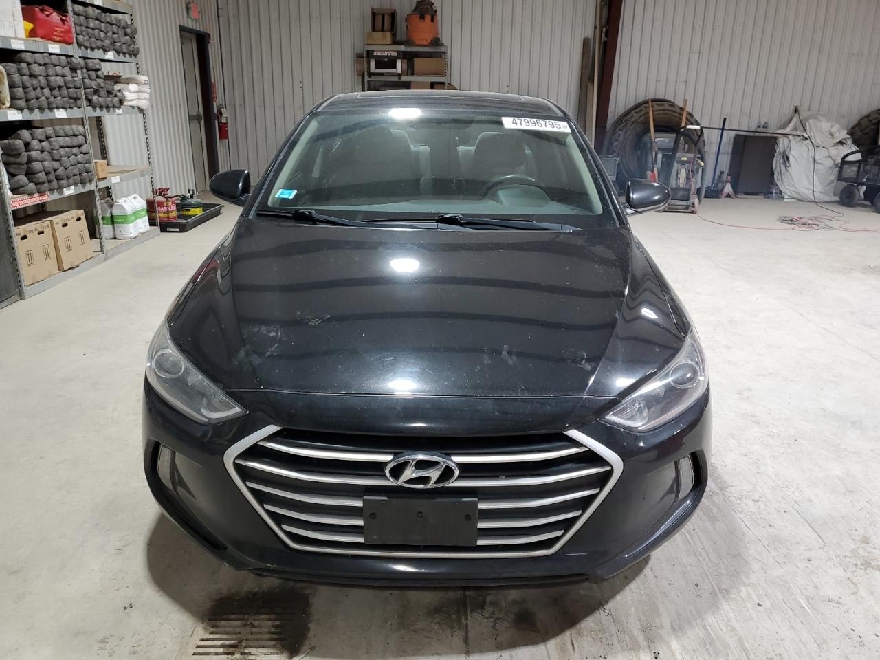 2018 Hyundai Elantra - Image 5