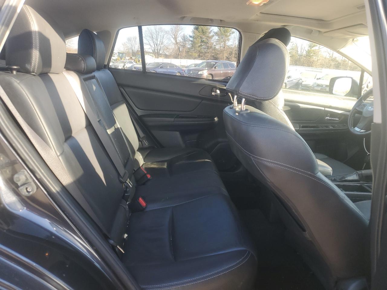 2013 Subaru XV - Image 11
