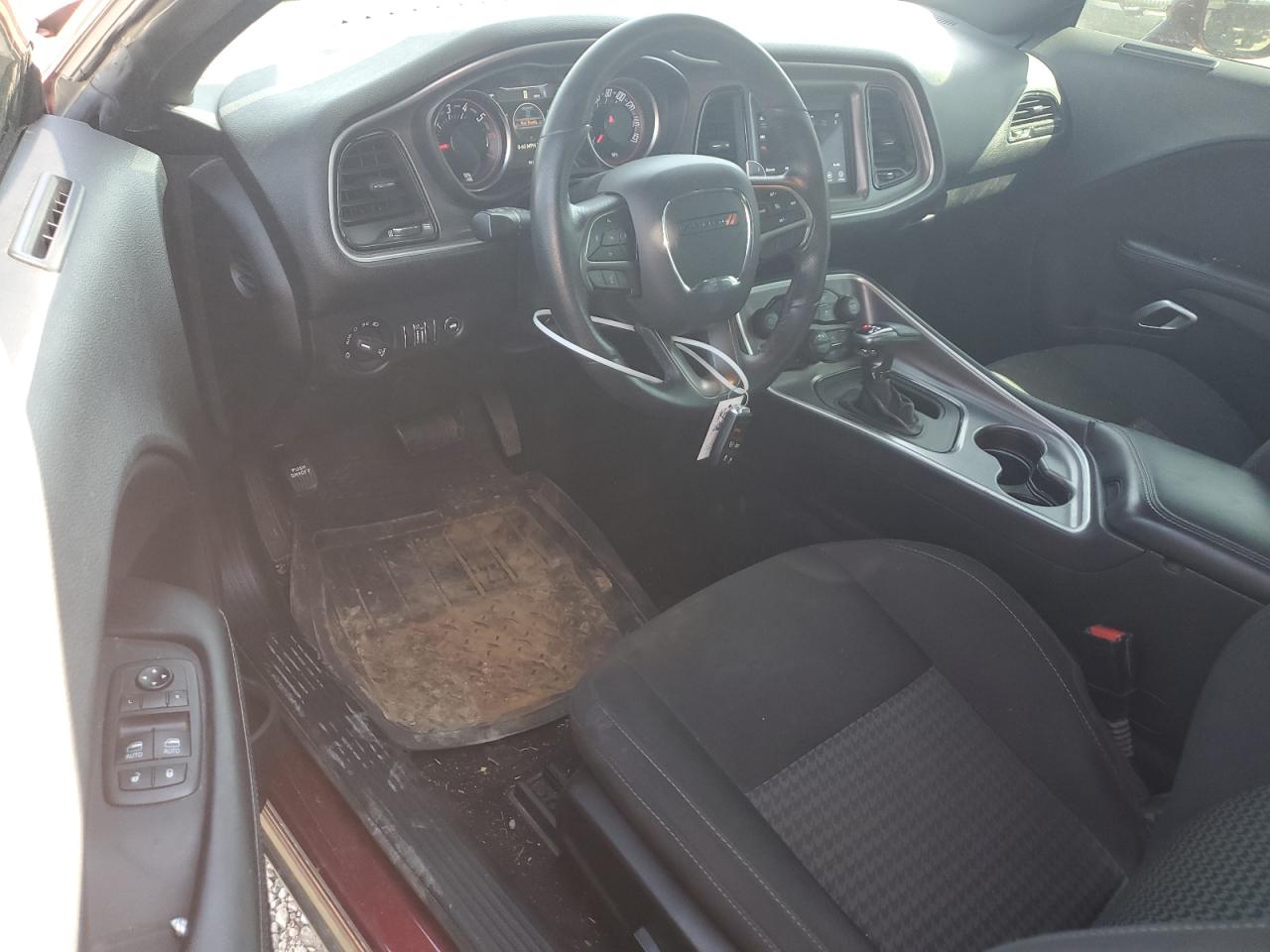 2019 Dodge Challenger - Image 8