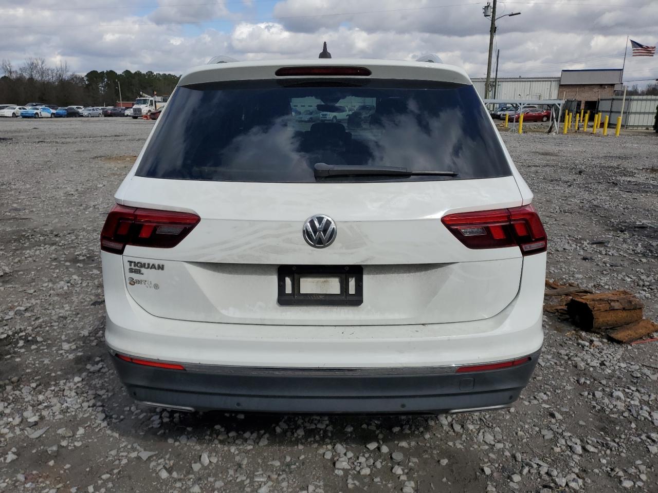 2020 Volkswagen Tiguan - Image 6