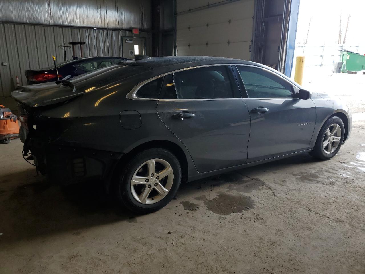 1G1ZE5ST5GF185899 CHEVROLET MALIBU 2016