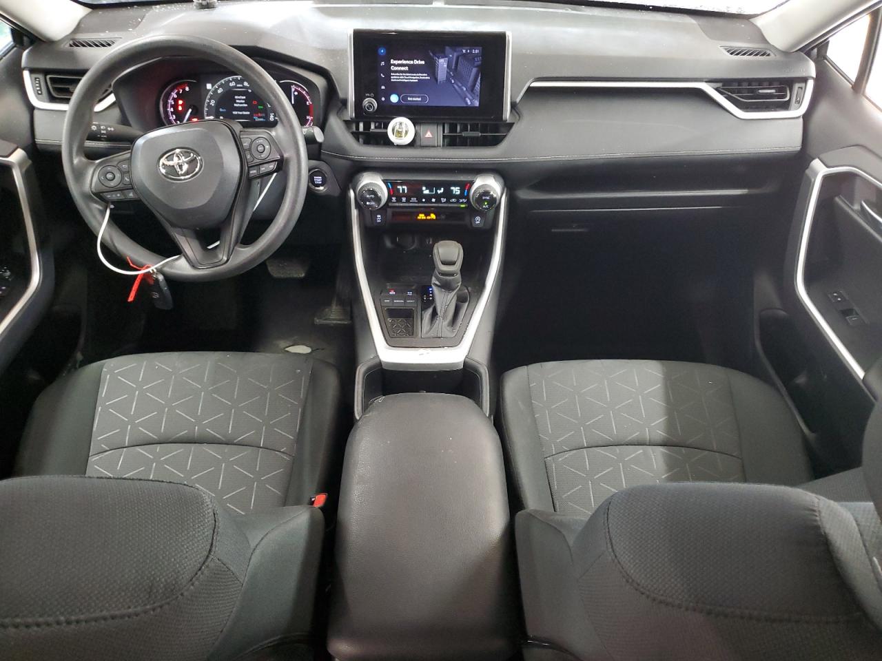 2024 Toyota RAV 4 - Image 8