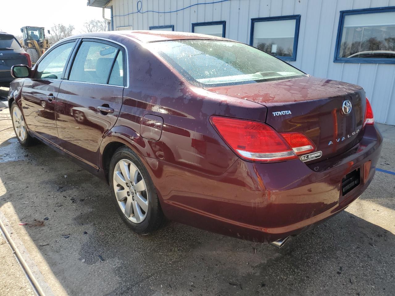 2007 Toyota Avalon - Image 2