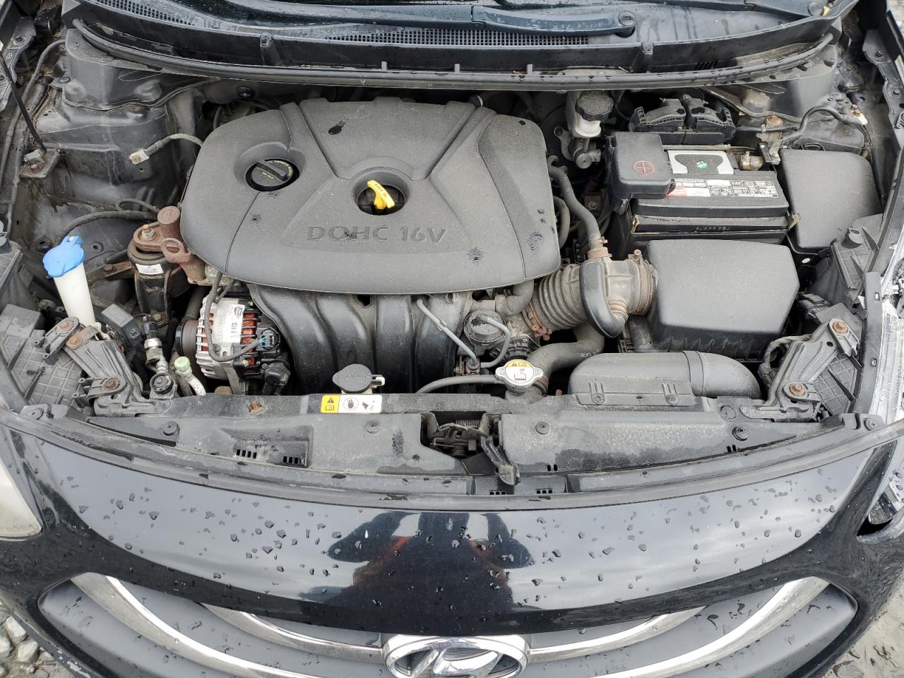 2013 Hyundai Elantra - Image 11