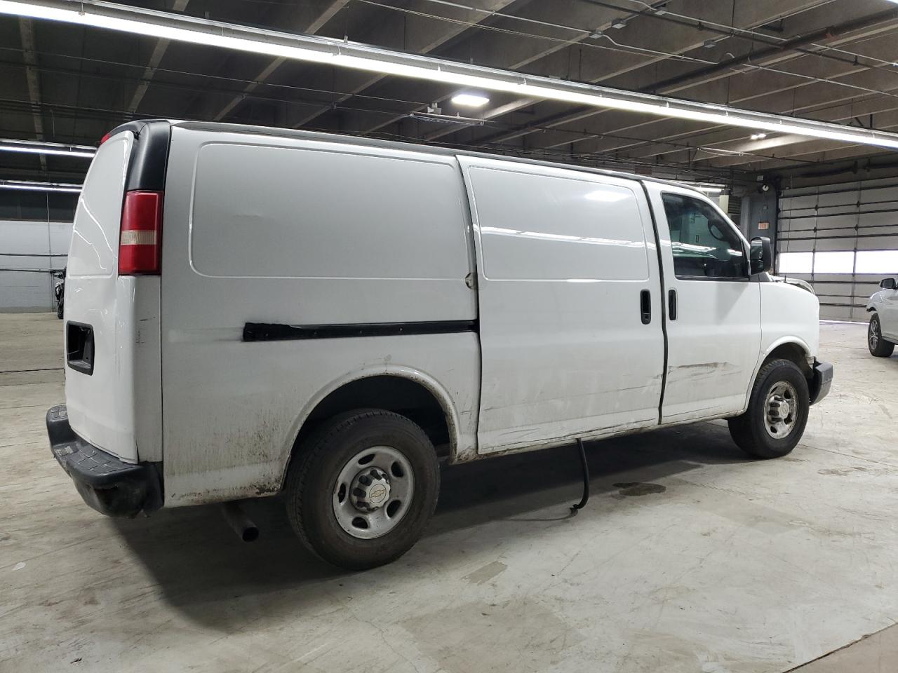 2012 Chevrolet Express - Image 3