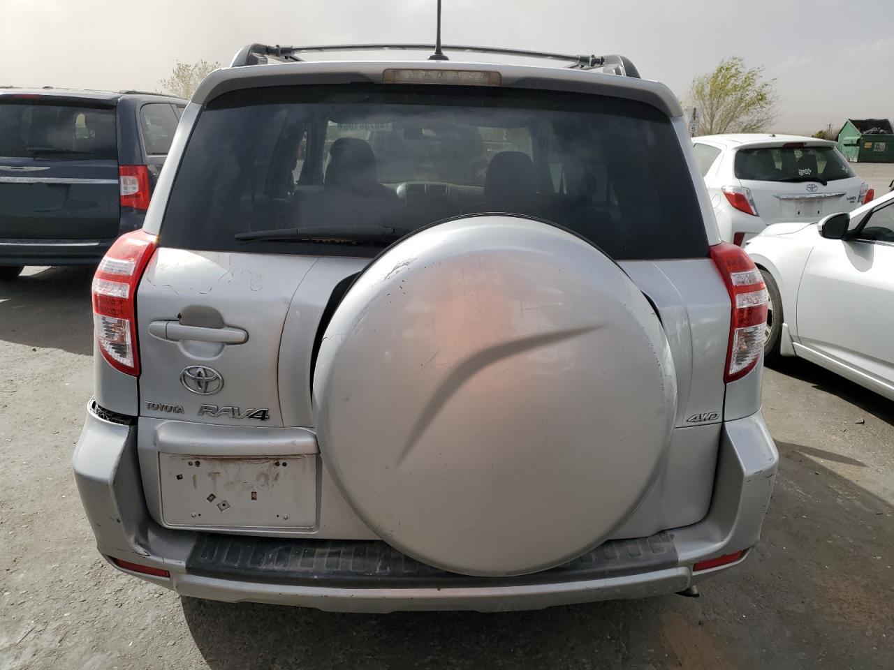 2011 Toyota RAV 4 - Image 6