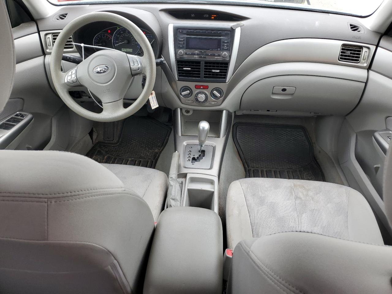 2010 Subaru Forester - Image 8