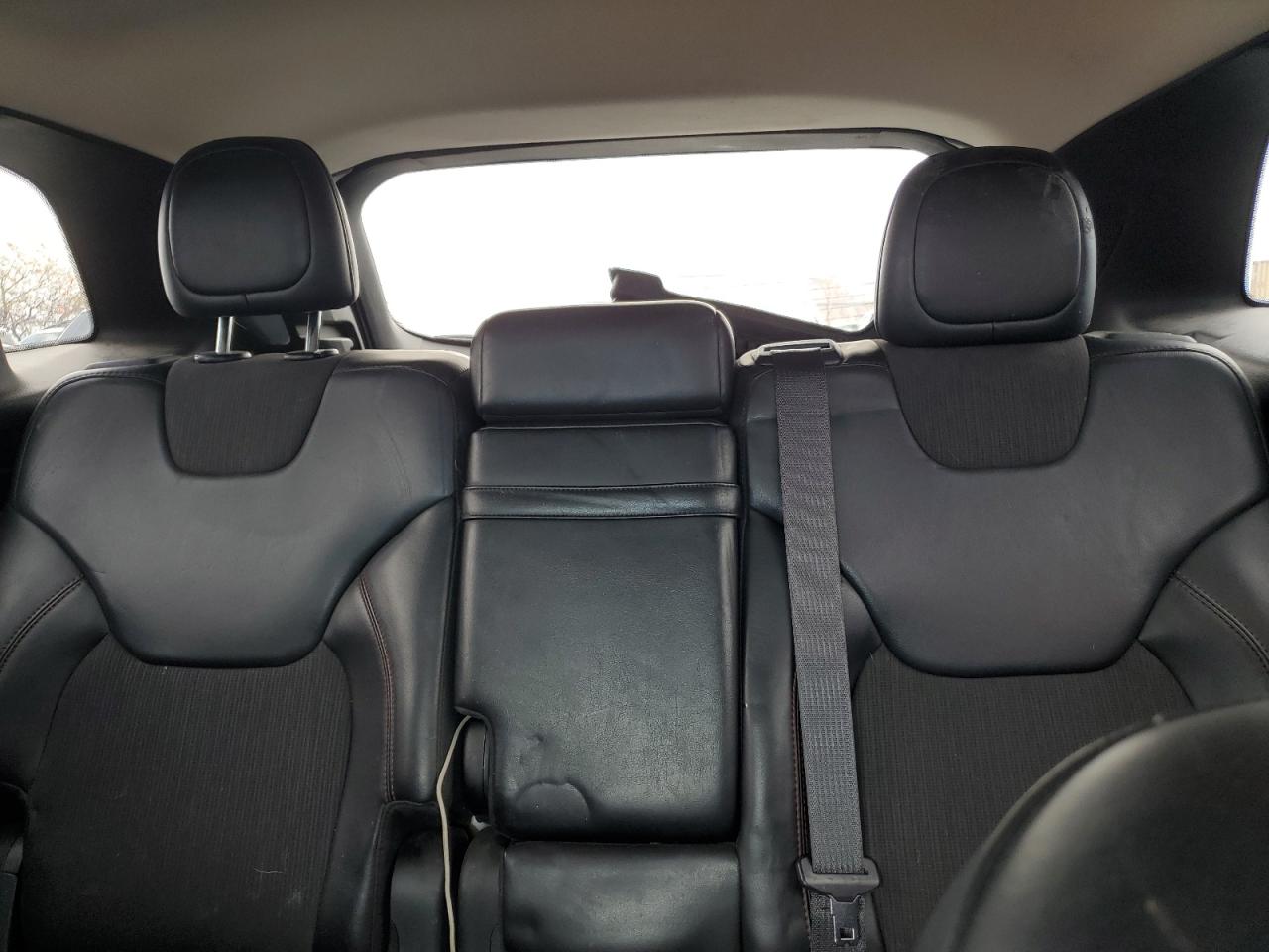 2015 Jeep Cherokee - Image 10