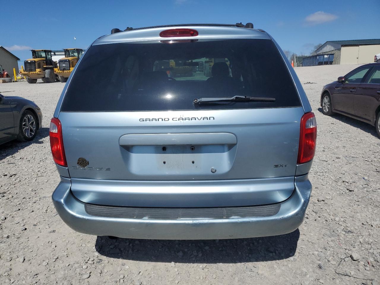 2005 Dodge Caravan - Image 6