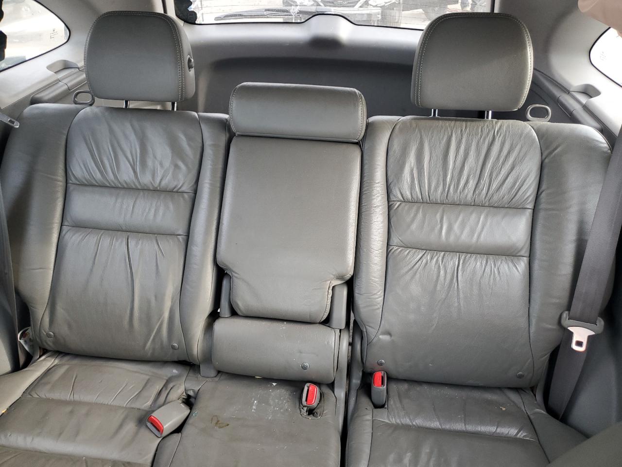 2010 Honda CR-V - Image 10