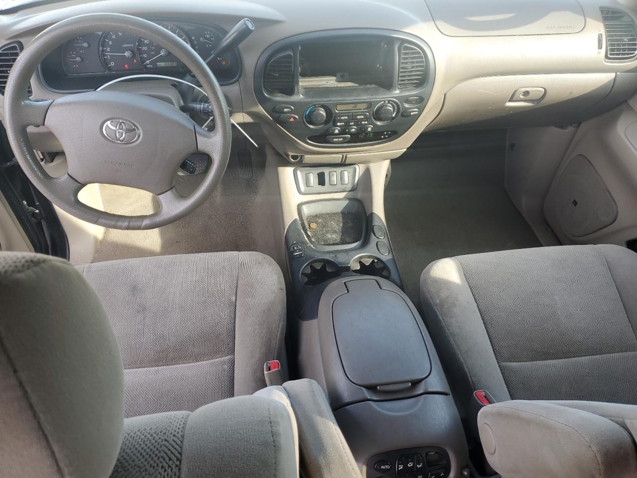 2006 Toyota Sequoia - Image 8