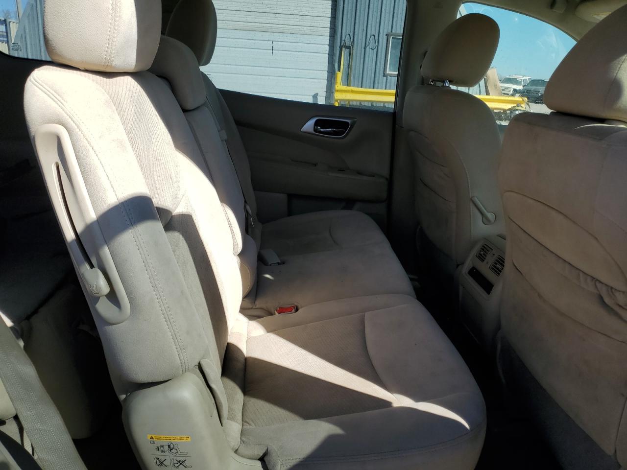 2013 Nissan Pathfinder - Image 12