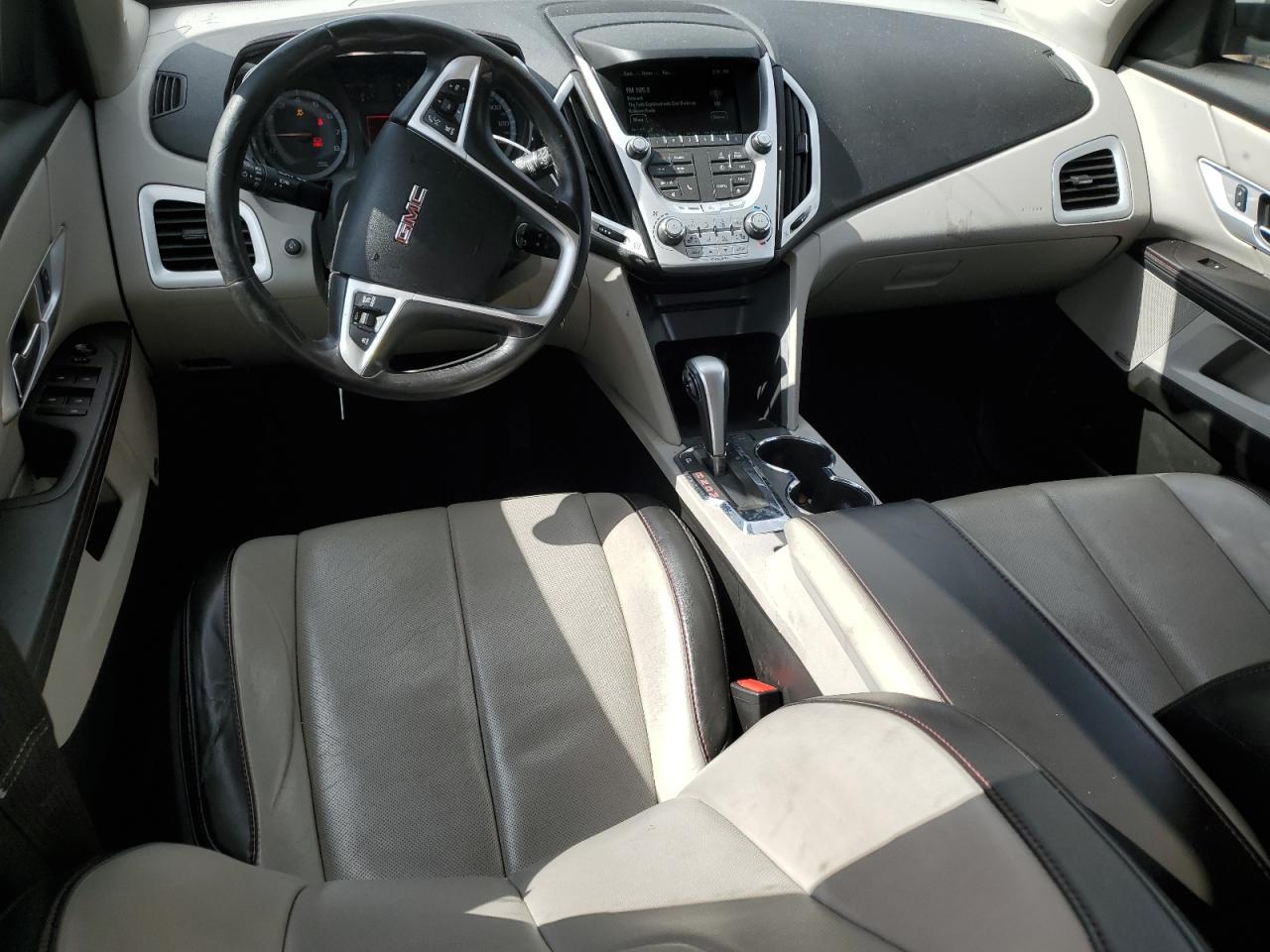 2015 GMC Terrain - Image 8