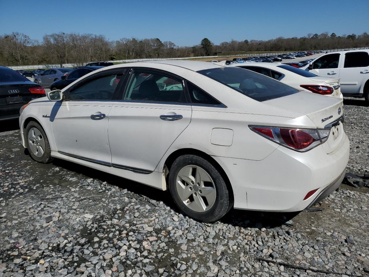 2012 Hyundai Sonata - Image 2