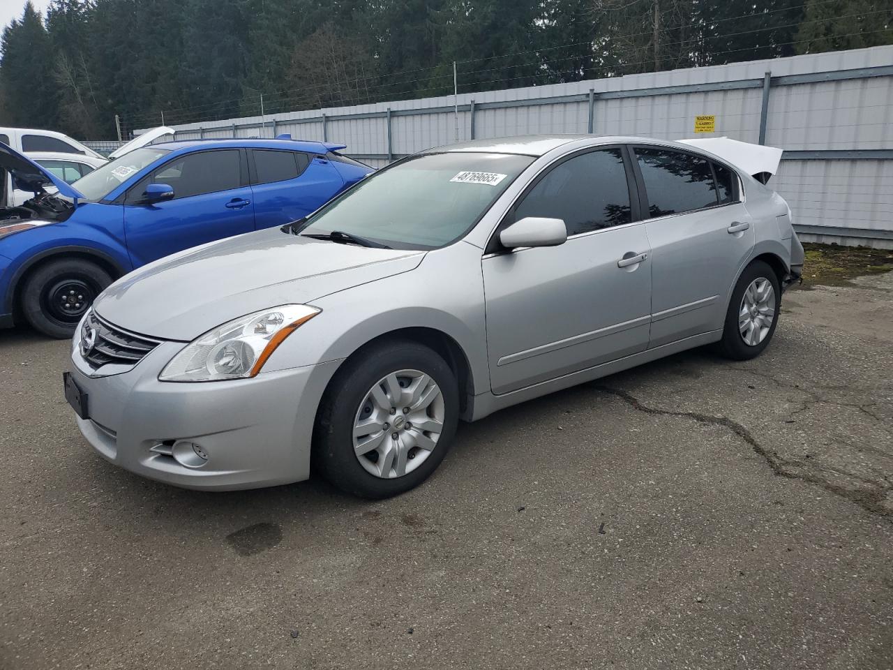 2010 Nissan Altima - Image 1