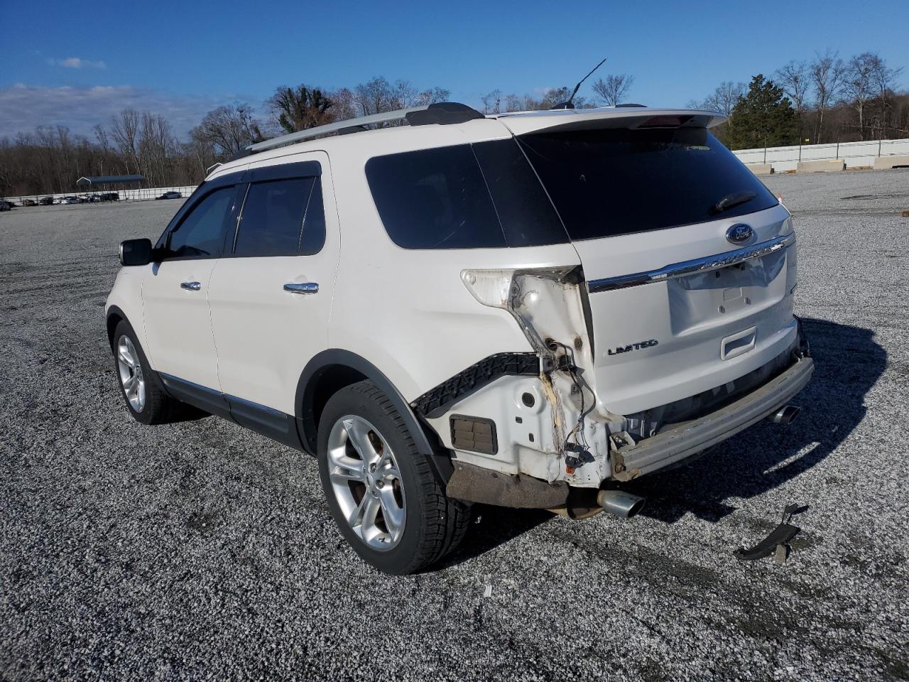 2013 Ford Explorer - Image 2