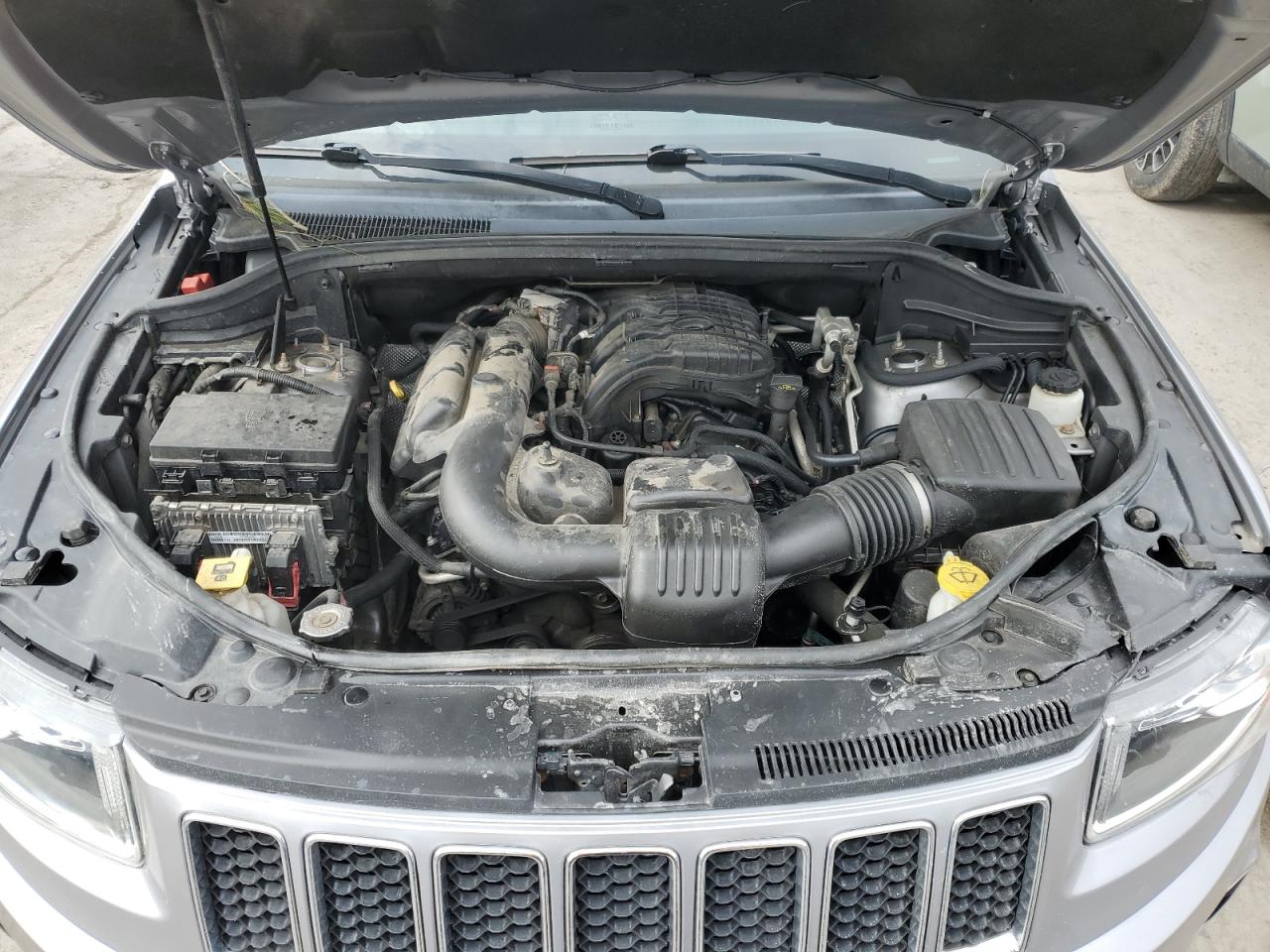 2014 Jeep Grand Cherokee - Image 12