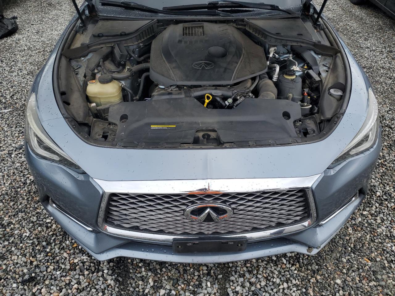 2017 Infiniti Q60 - Image 11