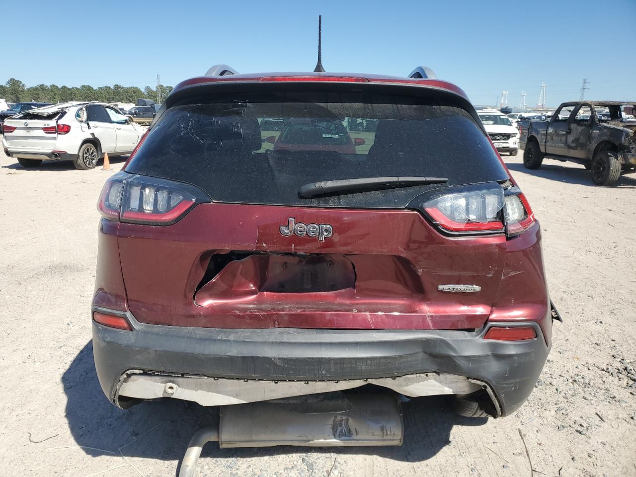2019 Jeep Cherokee Latitude VIN: 1C4PJLCB6KD487744 Lot: 50160085